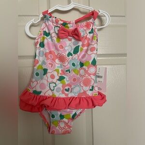 Brand new:one piece swimsuit from a smoke free home